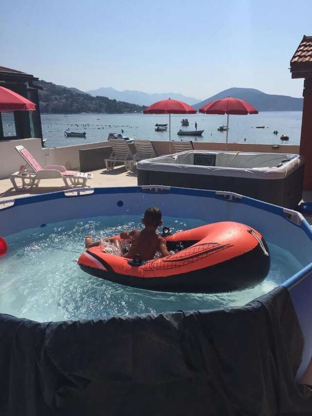 Апартаменты Apartments Adriatico Херцег-Нови-9